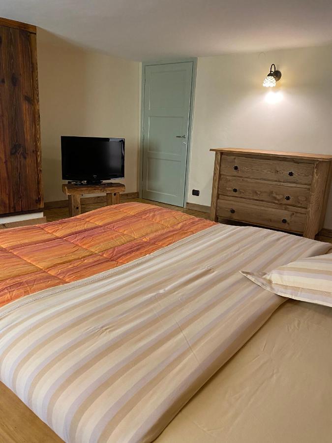 Appartement Profumo Di Legno à Aoste Extérieur photo