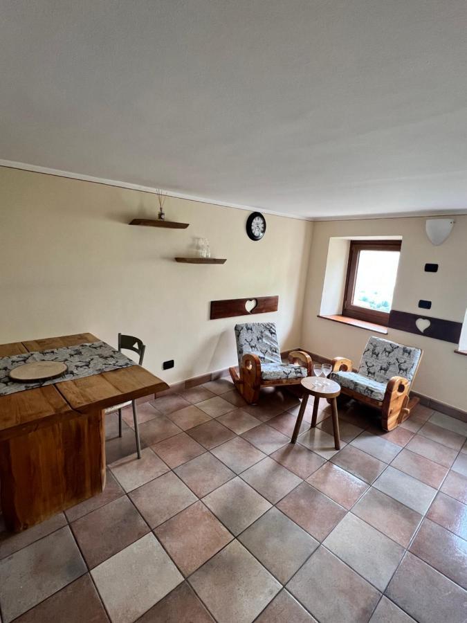 Appartement Profumo Di Legno à Aoste Extérieur photo