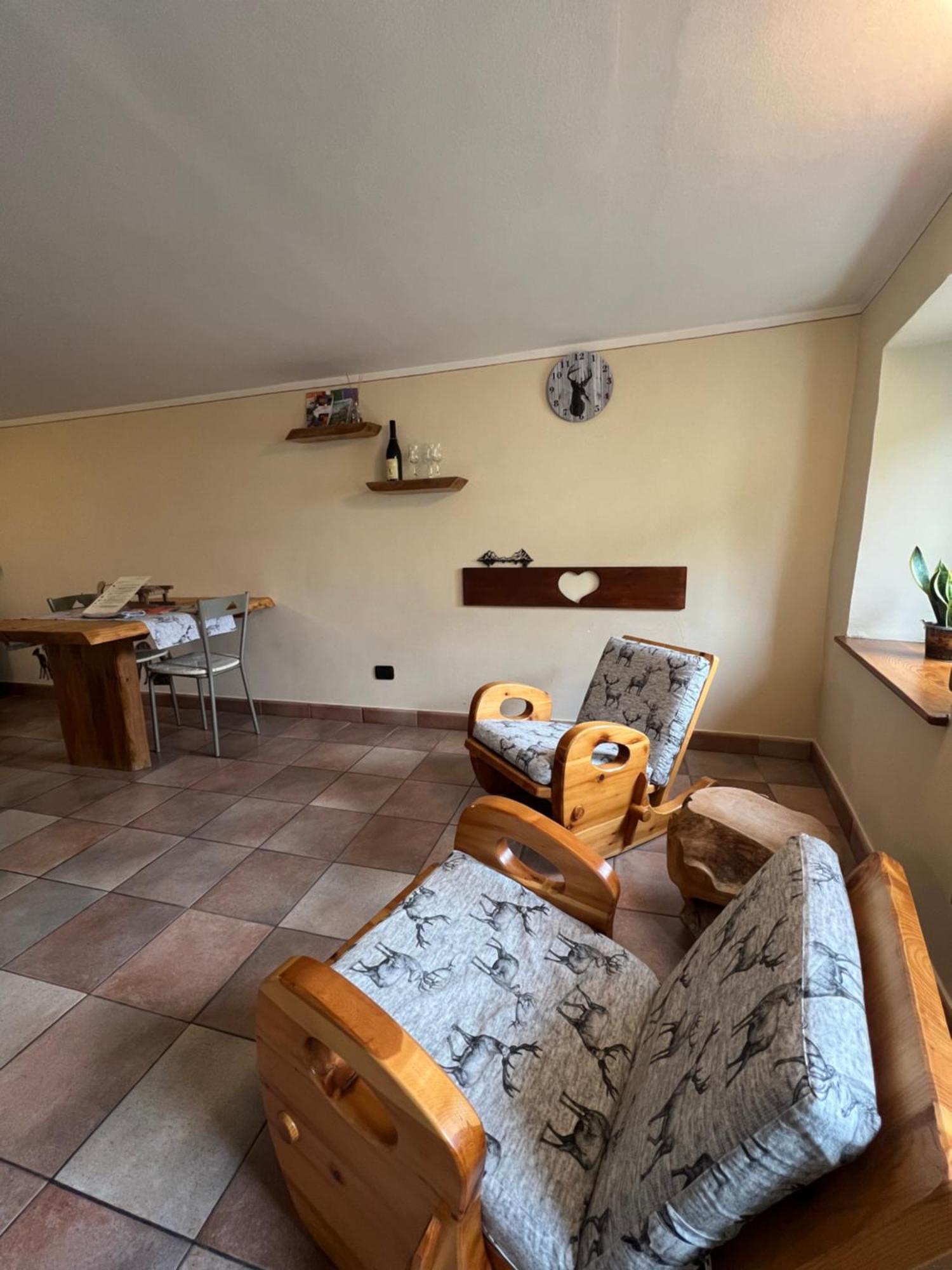 Appartement Profumo Di Legno à Aoste Extérieur photo