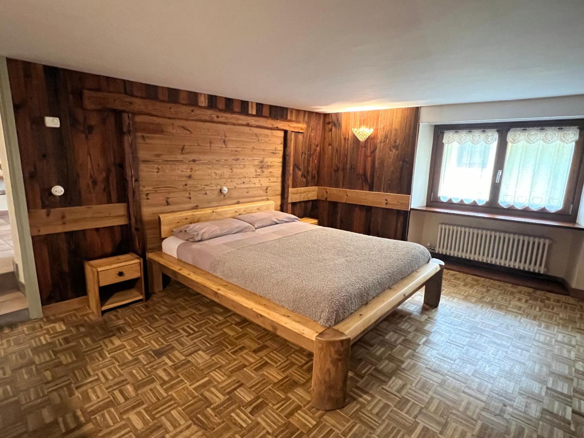 Appartement Profumo Di Legno à Aoste Extérieur photo